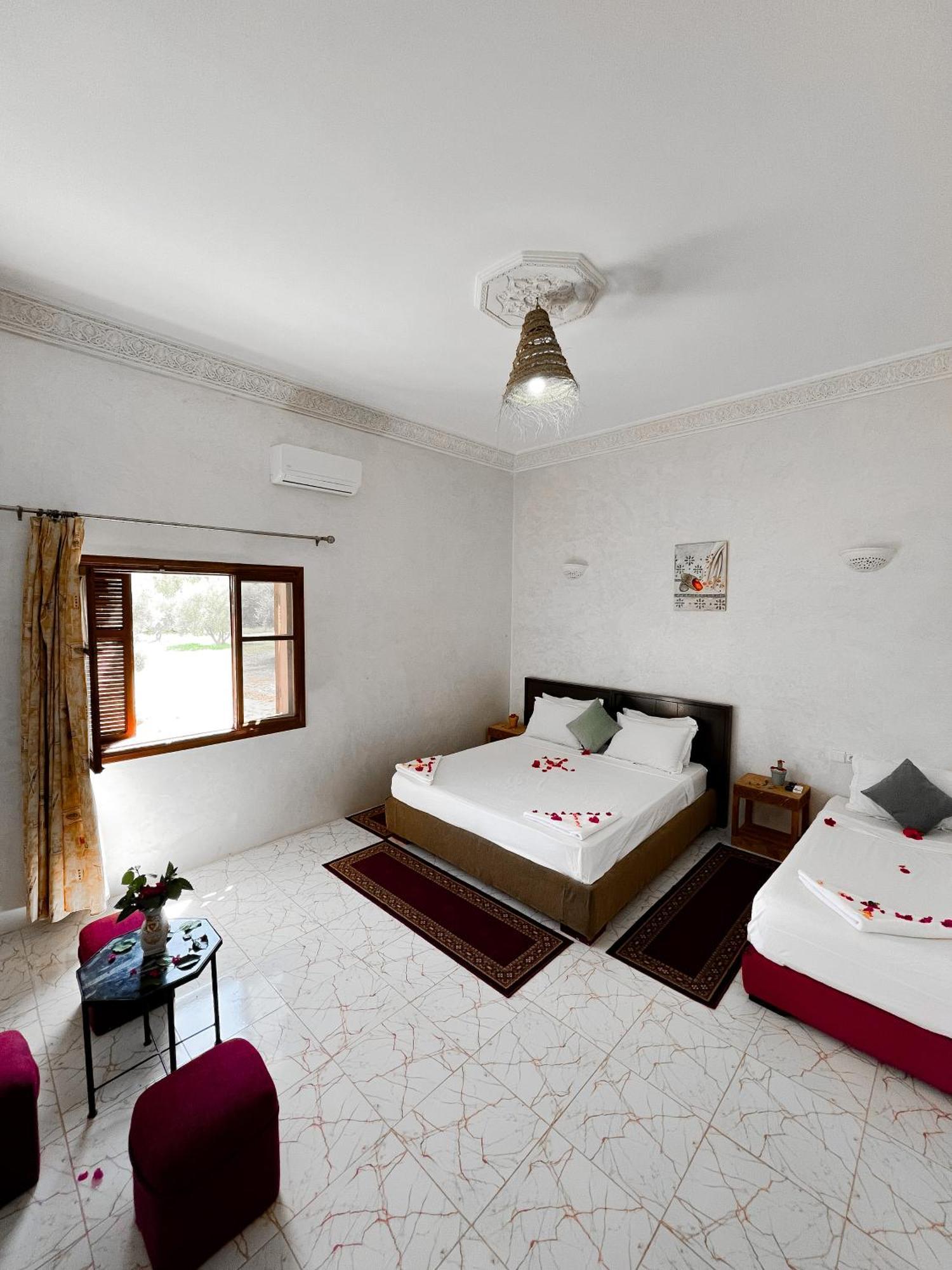 Guest House Qodwa Sidi Abdallah Ghiat Luaran gambar